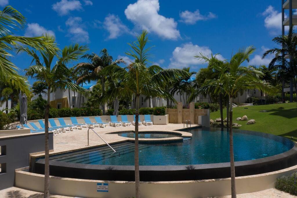 Serenity Penthouse Lowlands المظهر الخارجي الصورة